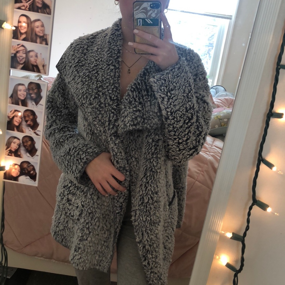 Cute throw over can be casual or fancy